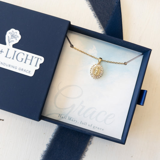 Grace Necklace, Gold