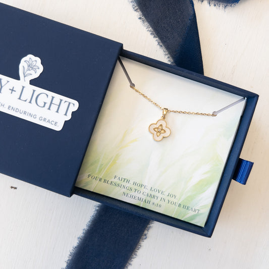 Clover Necklace